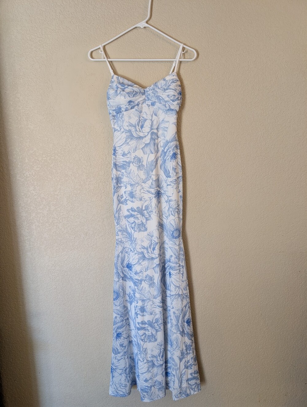 Windsor Genevieve Floral Mermaid Formal Dress - Picture 3 of 5